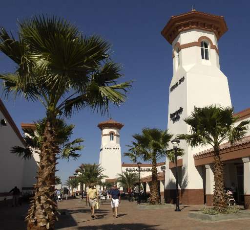 St. Augustine Outlets adding Old Navy, renovating interior